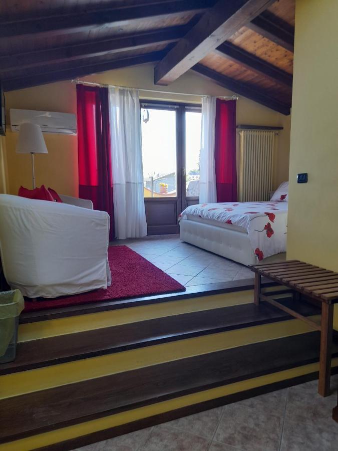 Bed and Breakfast Peropero' à Gattinara Extérieur photo