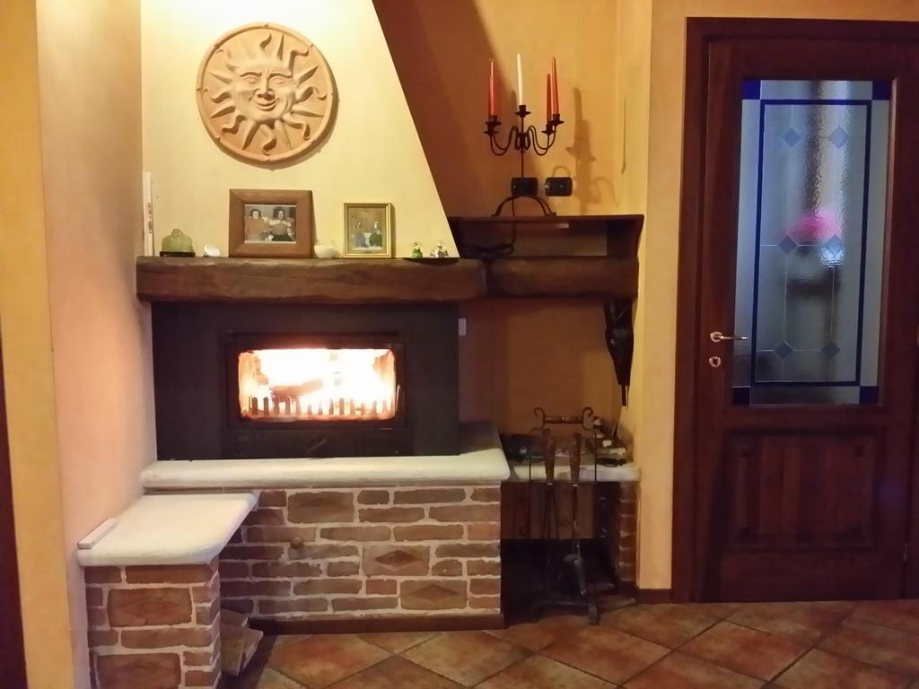 Bed and Breakfast Peropero' à Gattinara Extérieur photo