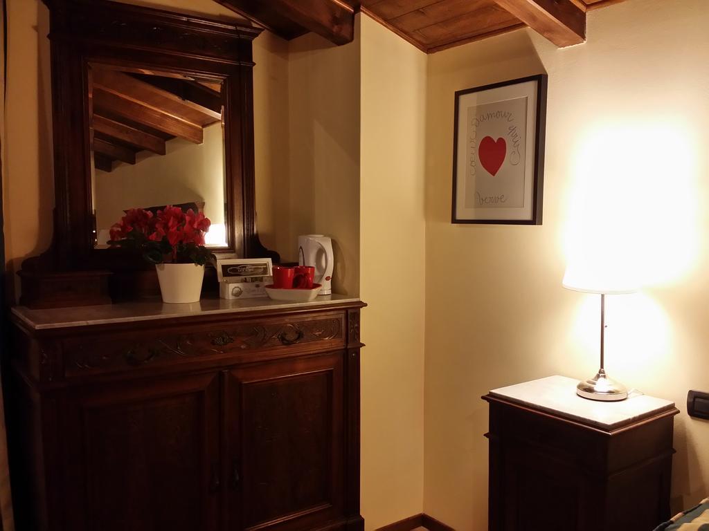 Bed and Breakfast Peropero' à Gattinara Extérieur photo